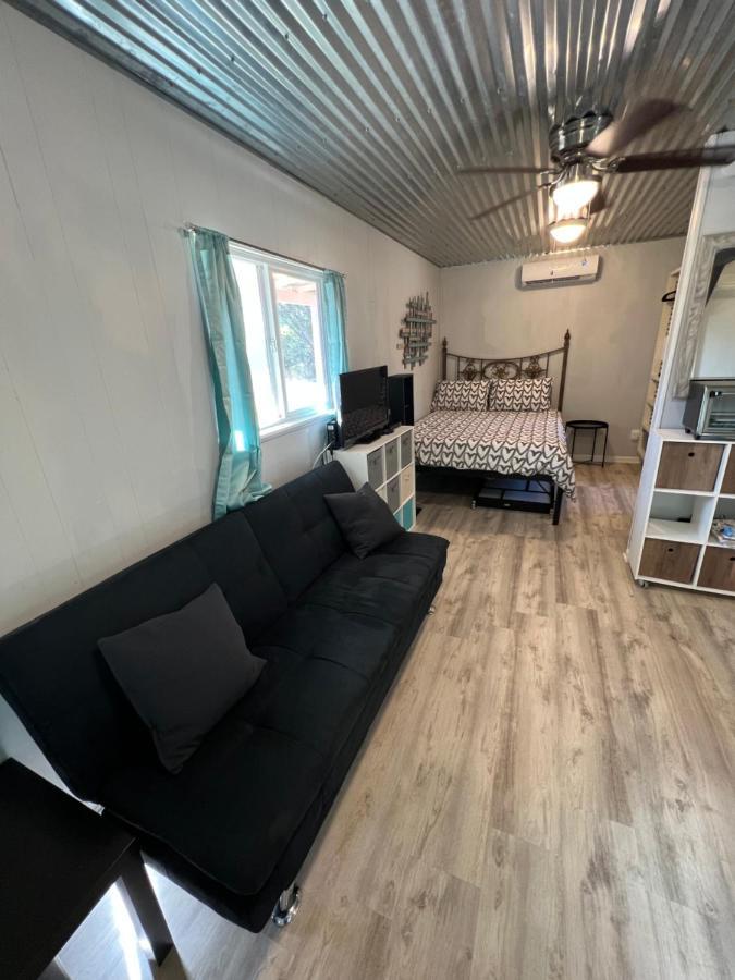 Elegant 1Br 1Ba Tiny Home/Free Parking/ Near Lake Marble Falls Buitenkant foto